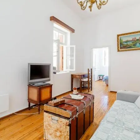 Cosy In Traditional Cycladic House Konukevi Apérathos